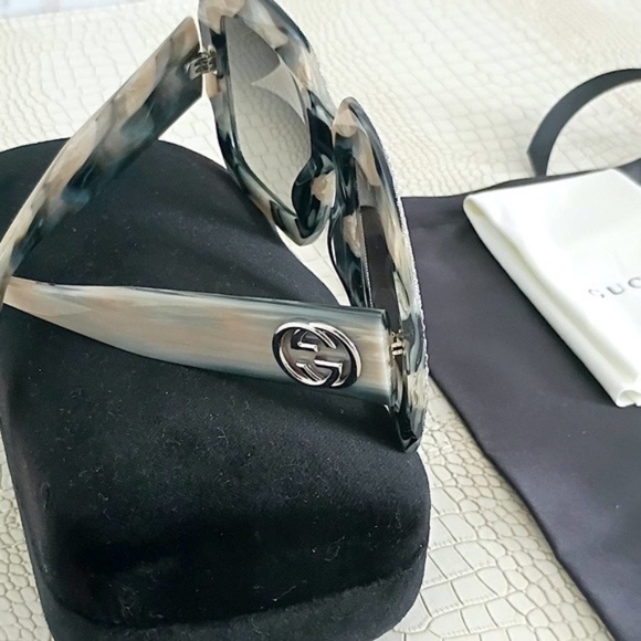 💋 Gucci Grey Rhinestone Crystal Oversize Square Sunglasses *NEW - Picture 11 of 13